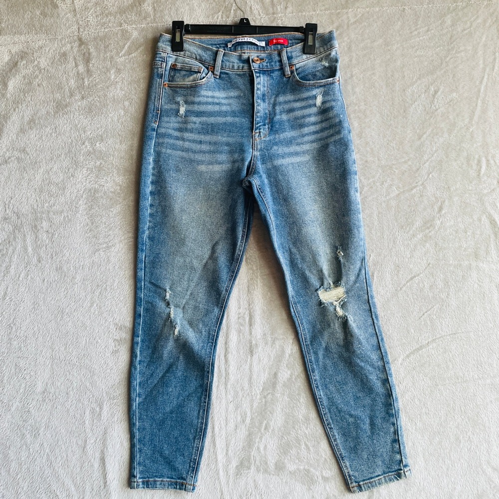 Celebrity Pink Jeans Womens 11/30 The Spice High Rise Distressed Medium Wash